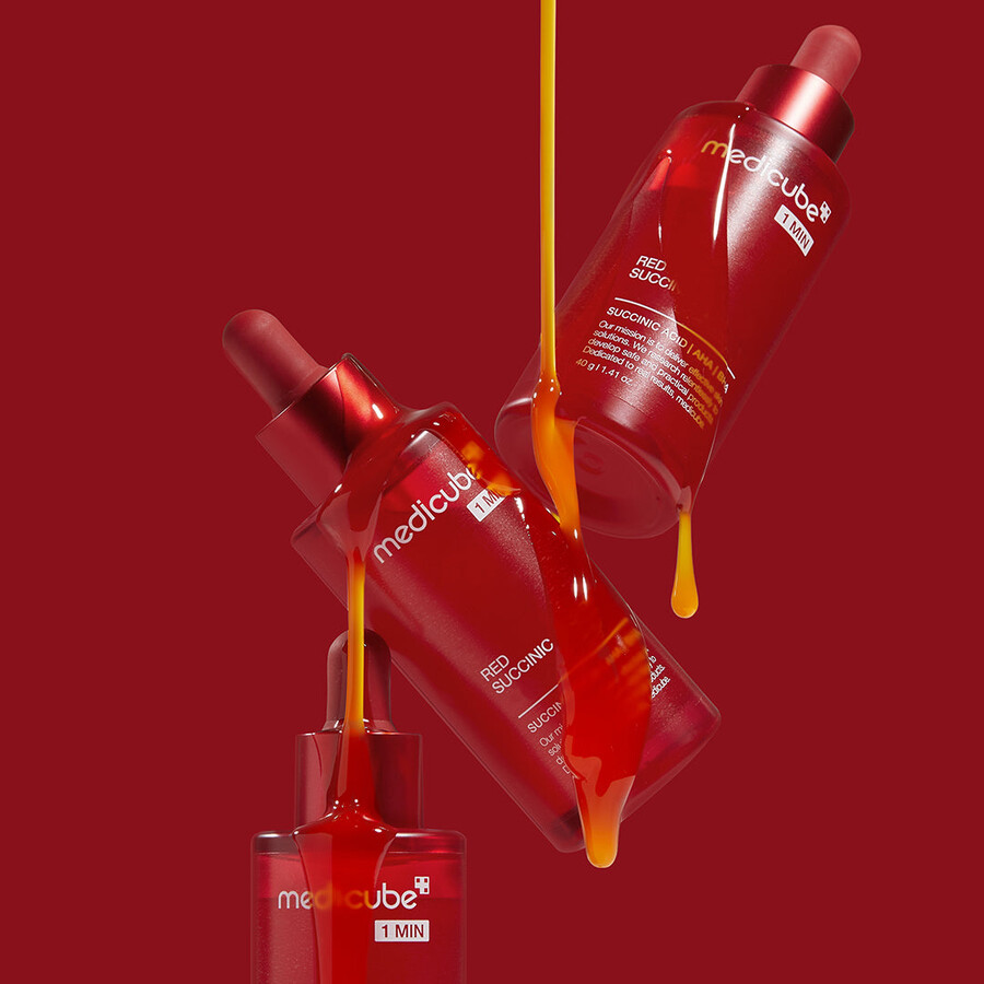 medicube 21 reinigungsserum mit roter bernsteinsäure